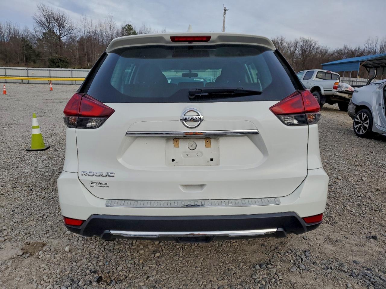 2018 Nissan Rogue s