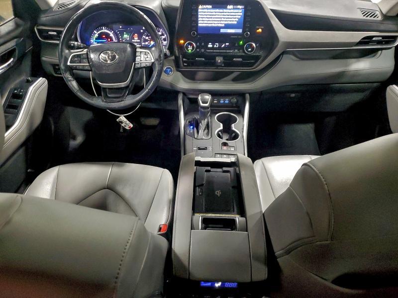 2022 Toyota Highlander Hybrid xle