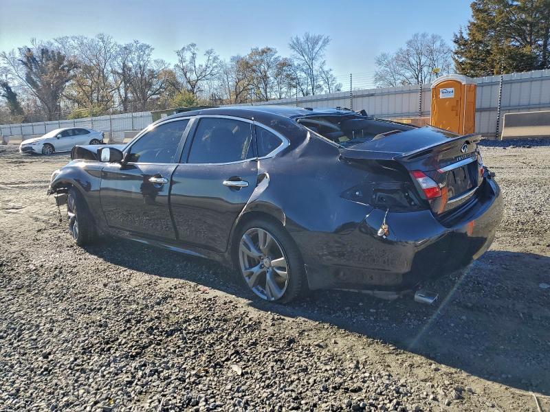 2012 Infiniti M37