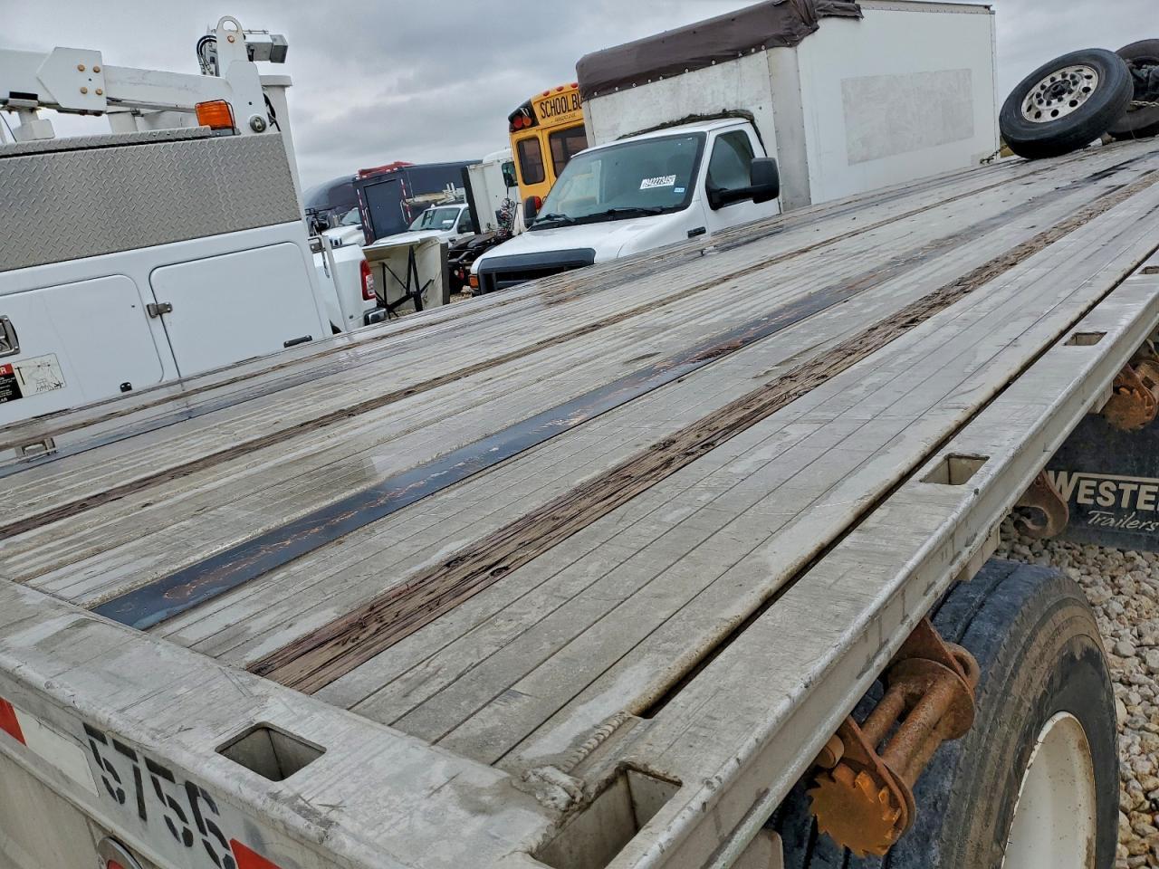 2008 Western Trailers 2008 Western Flatbed Trailer