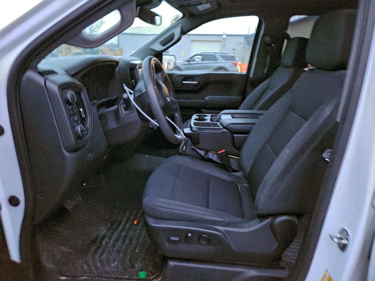 2023 Chevrolet Silverado K1500 Custom