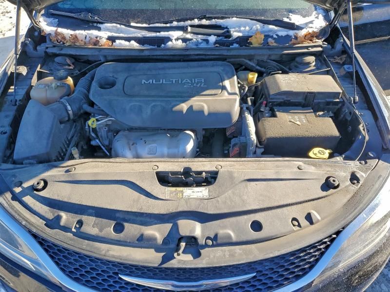 2016 Chrysler 200 Limited