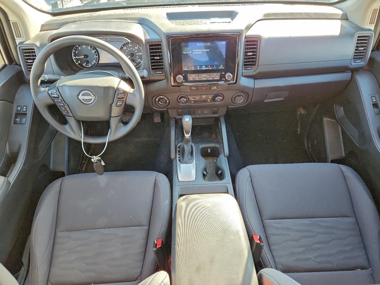 2024 Nissan Frontier s