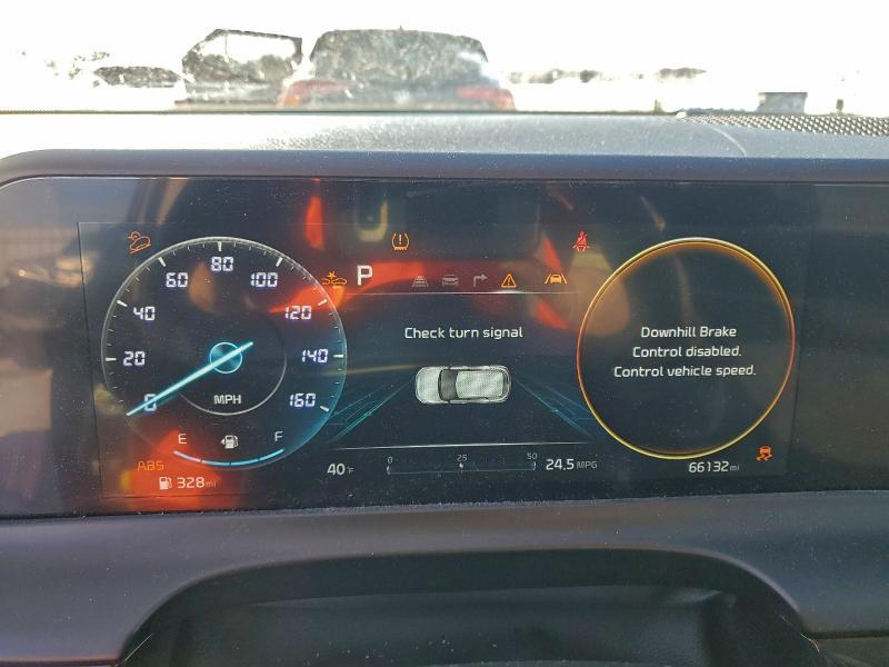 2024 KIA Seltos x Line
