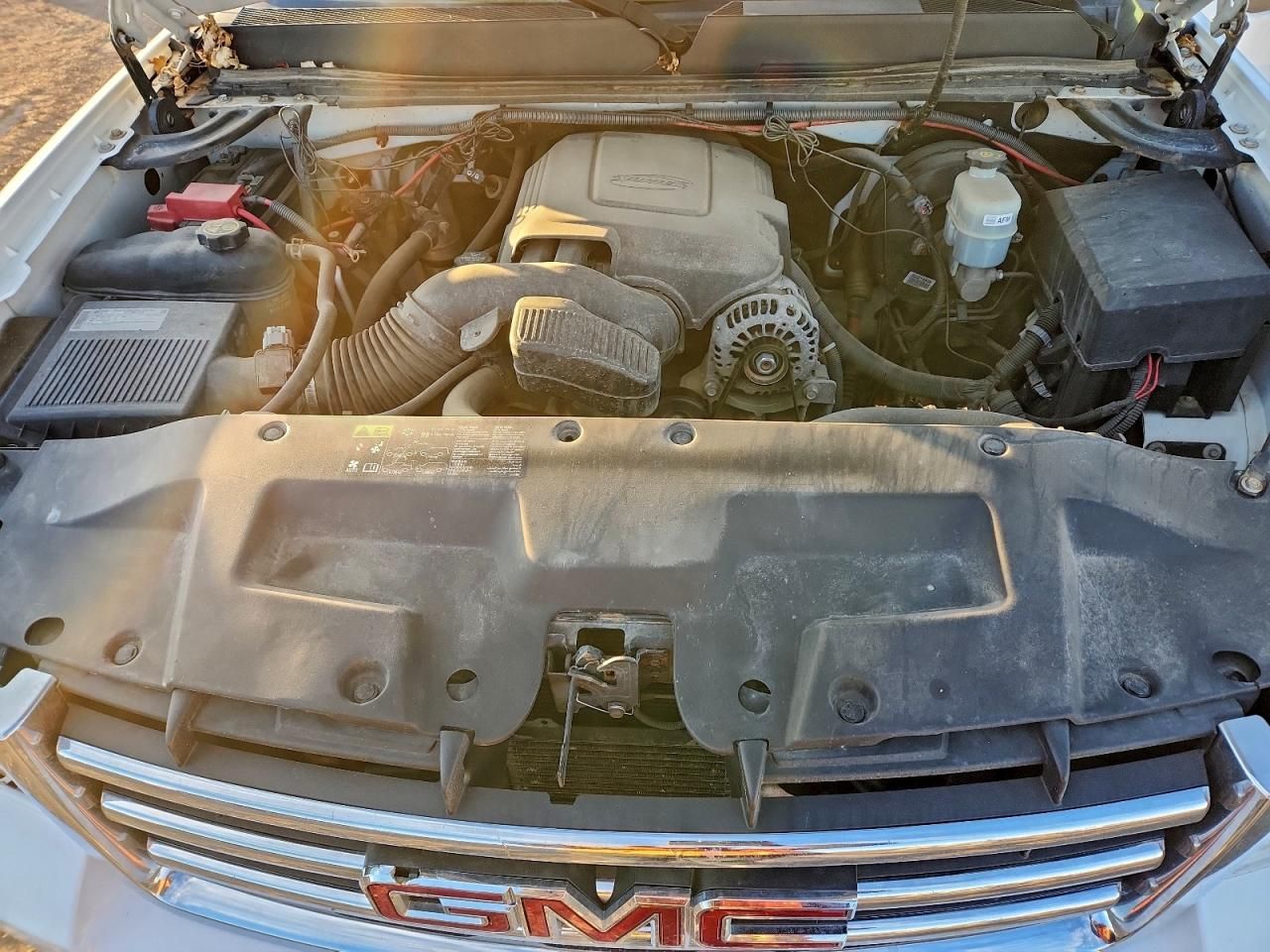 2013 GMC Sierra K1500 slt