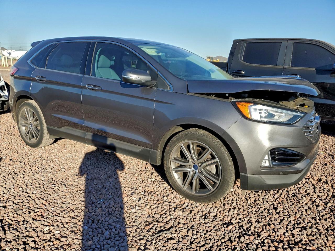 2021 Ford Edge Titanium