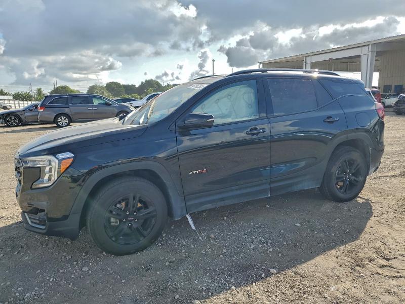 2024 GMC Terrain AT4