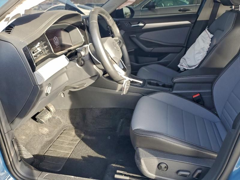 2025 Volkswagen Jetta se