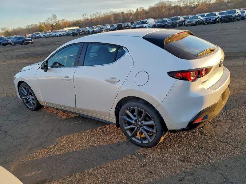 2022 Mazda 3 Select
