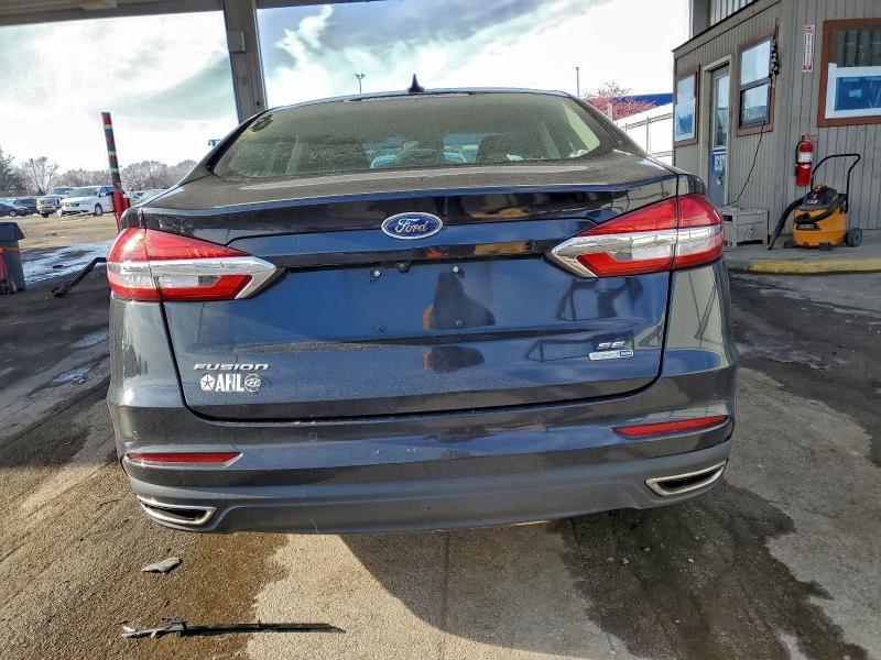 2019 Ford Fusion se