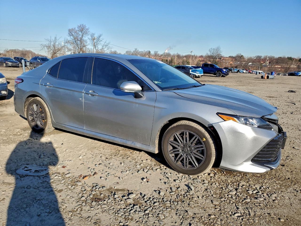 2020 Toyota Camry le