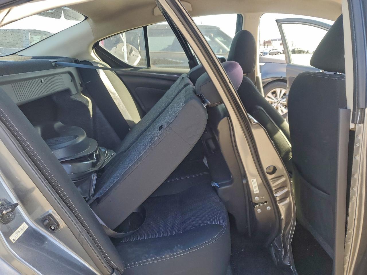 2018 Nissan Versa s