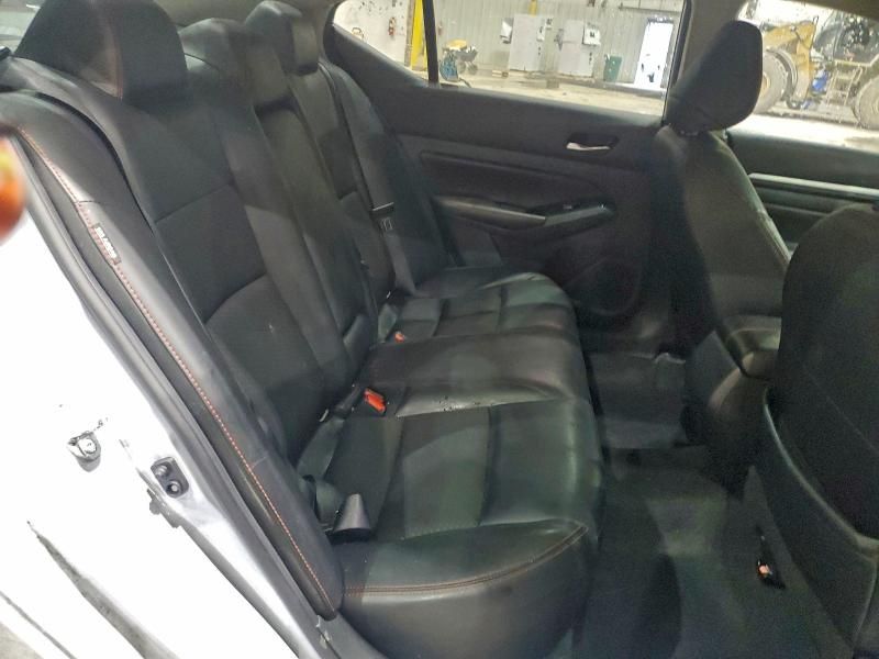 2023 Nissan Altima sr