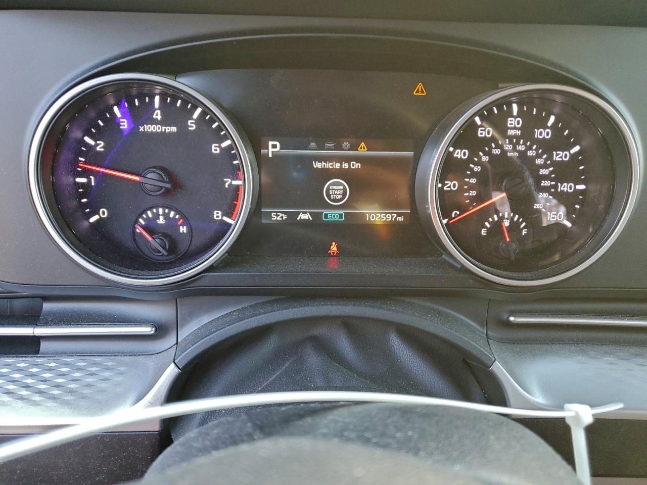 2023 KIA Carnival lx