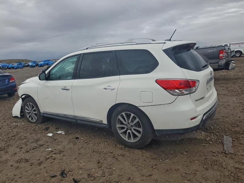 2016 Nissan Pathfinder sl