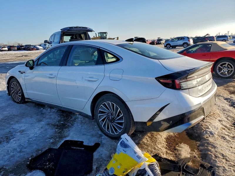 2025 Hyundai Sonata Hybrid