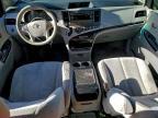 2013 Toyota Sienna le