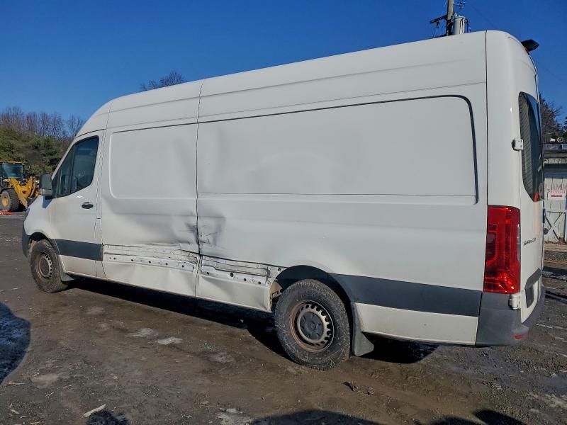2023 Mercedes-Benz Sprinter 2500