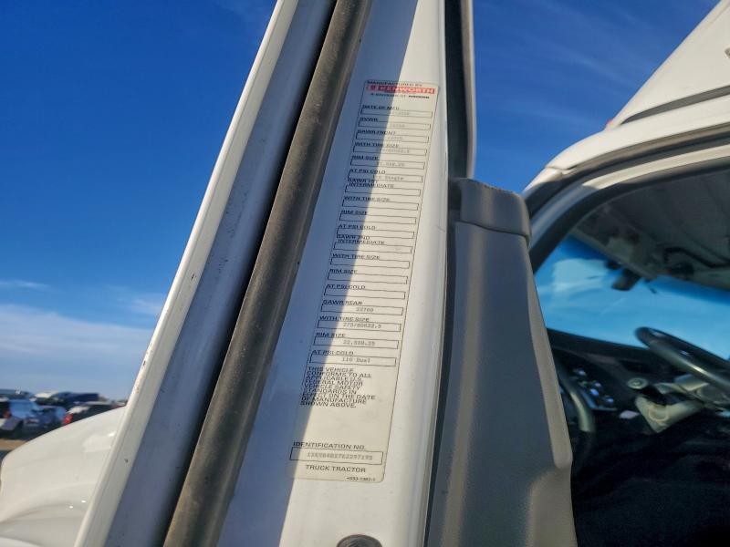 2019 Kenworth T680 Semi Truck