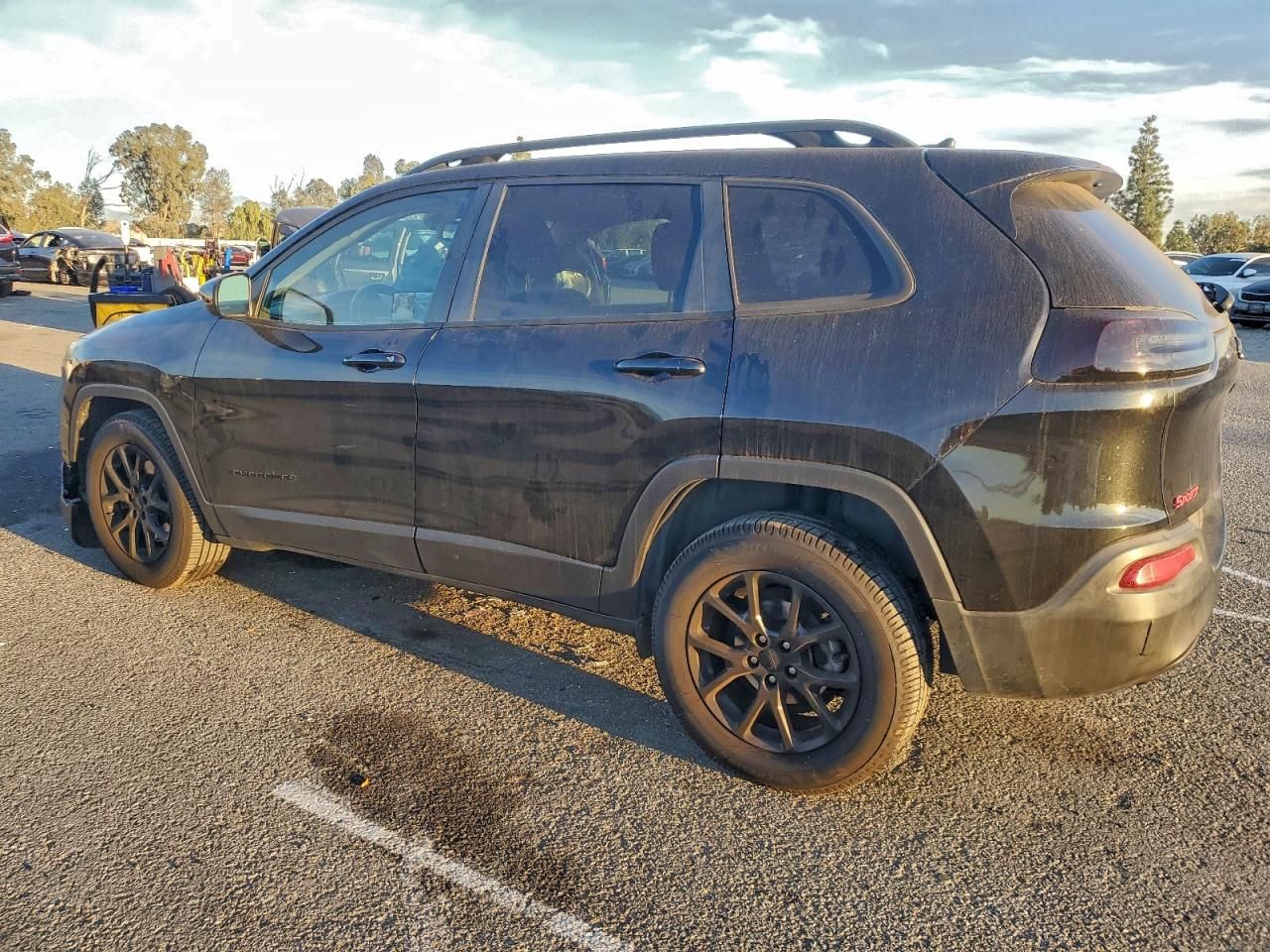 2016 Jeep Cherokee Sport