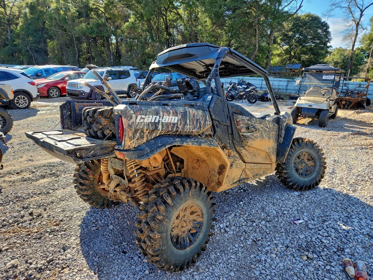 2025 Can-Am Commander XMR Utility Vehicle