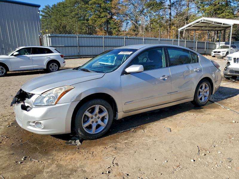 2011 Nissan Altima Base