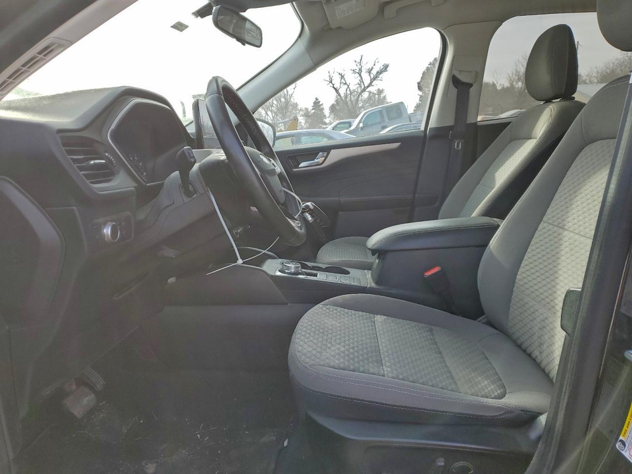 2021 Ford Escape se