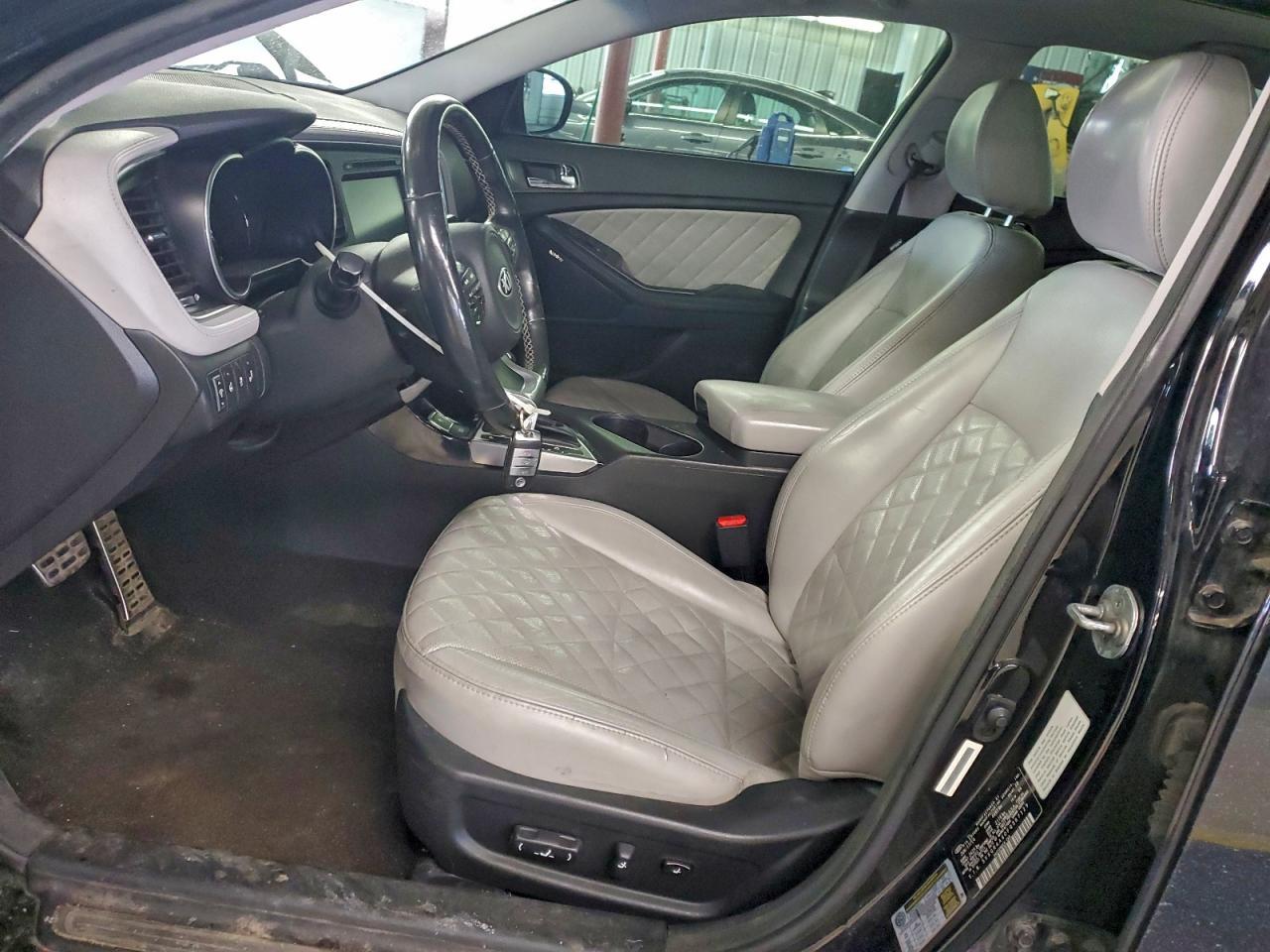 2015 KIA Optima sx