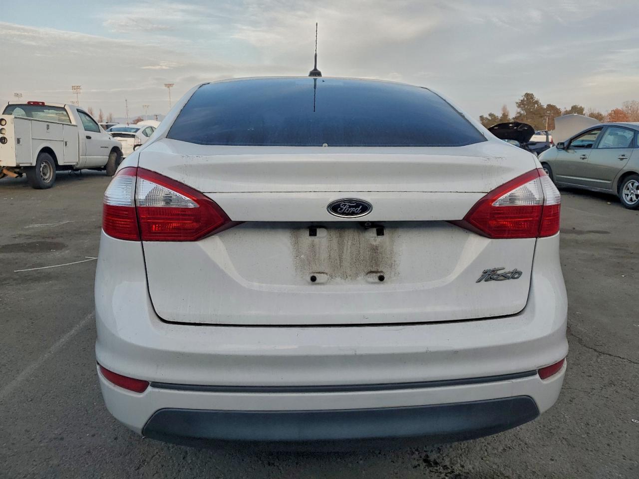 2018 Ford Fiesta s