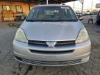 2004 Toyota Sienna ce