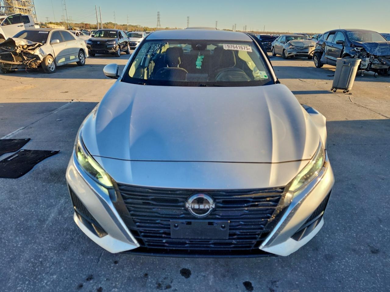 2023 Nissan Altima sv