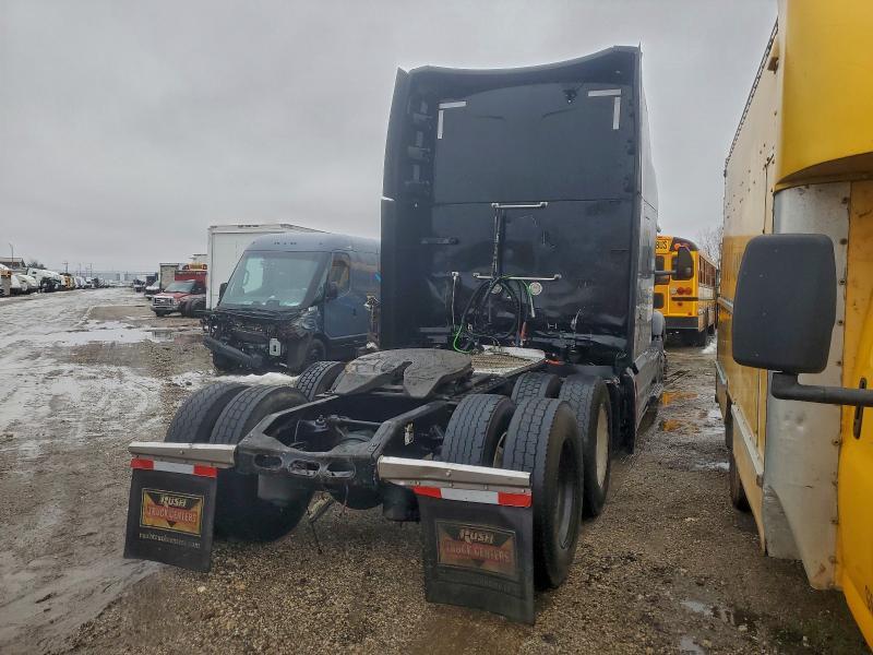 2023 Peterbilt 579 Semi Truck