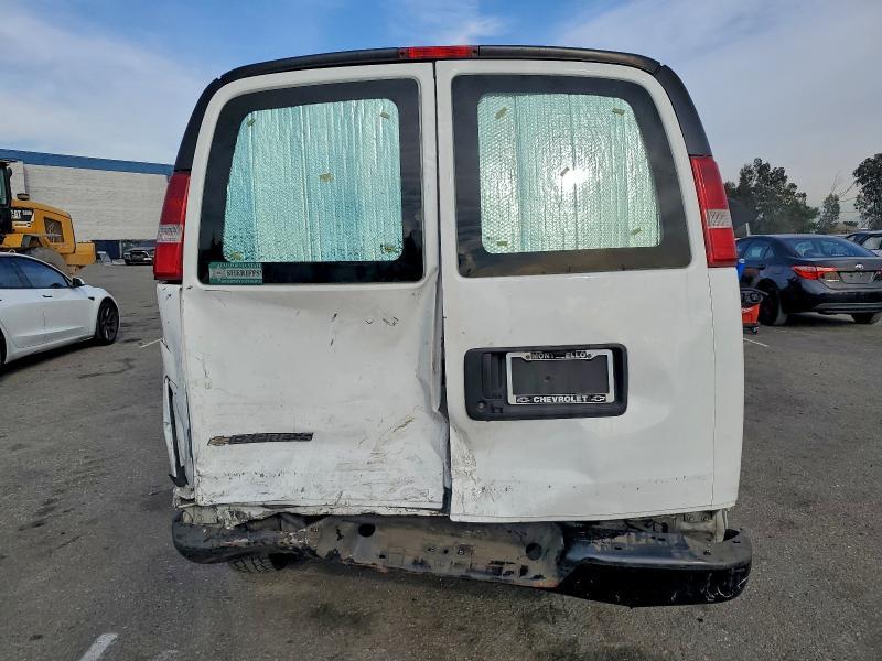 2017 Chev Express G2500