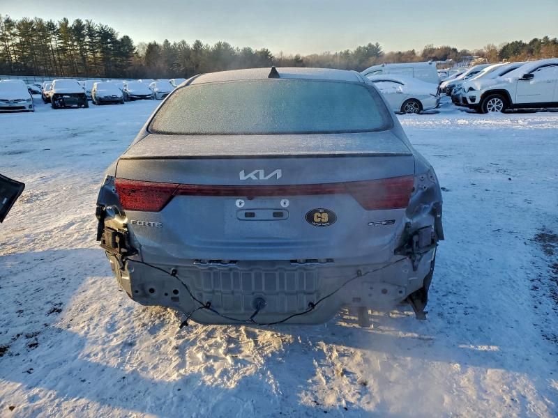 2024 KIA Forte gt Line