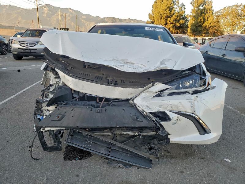 2019 Lexus Es 300h