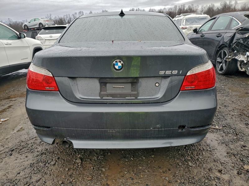 2010 BMW 528 xi