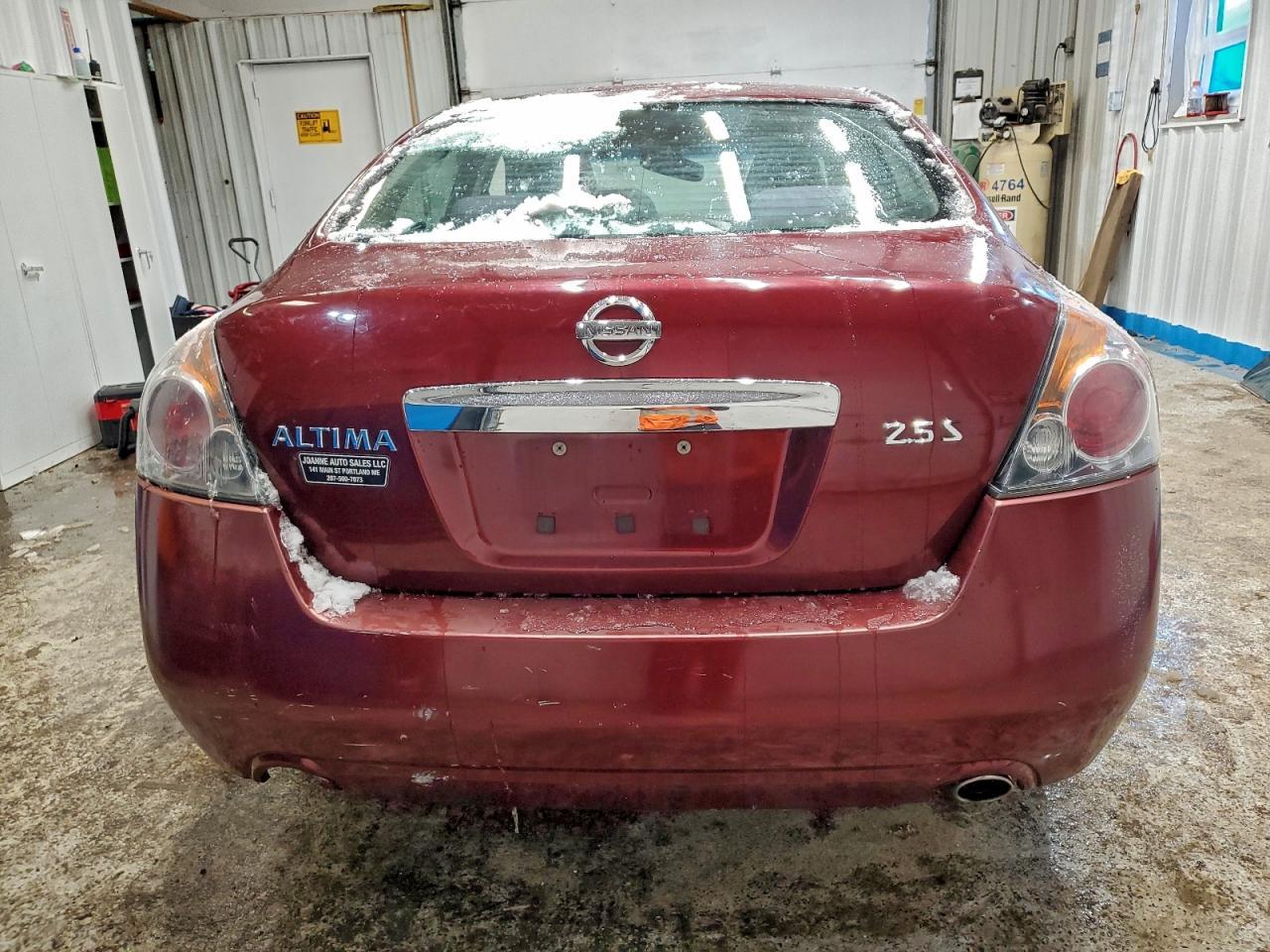 2010 Nissan Altima Base