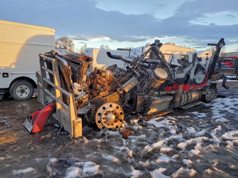2000 Kenworth W900 Semi Truck