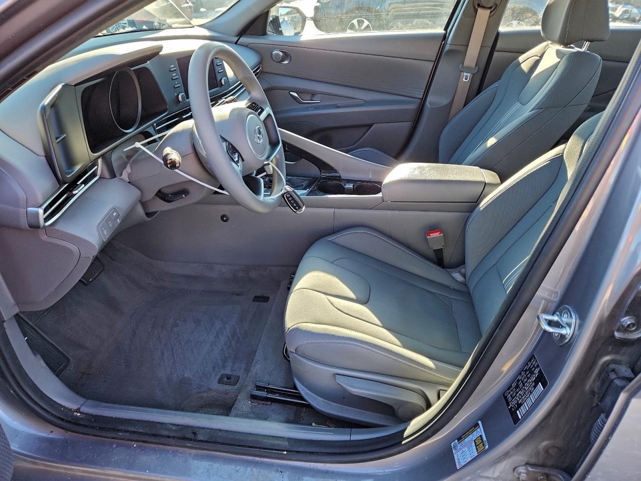 2023 Hyundai Elantra Blue