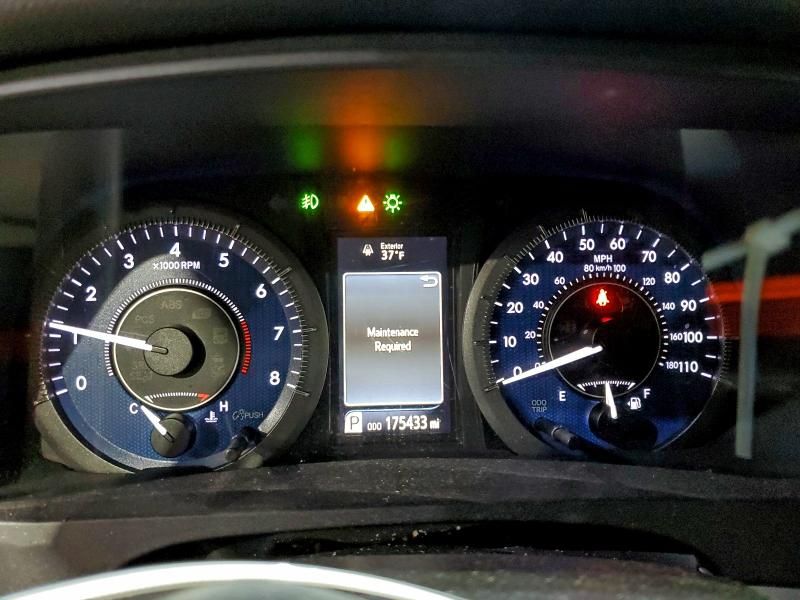 2016 Toyota Sienna xle