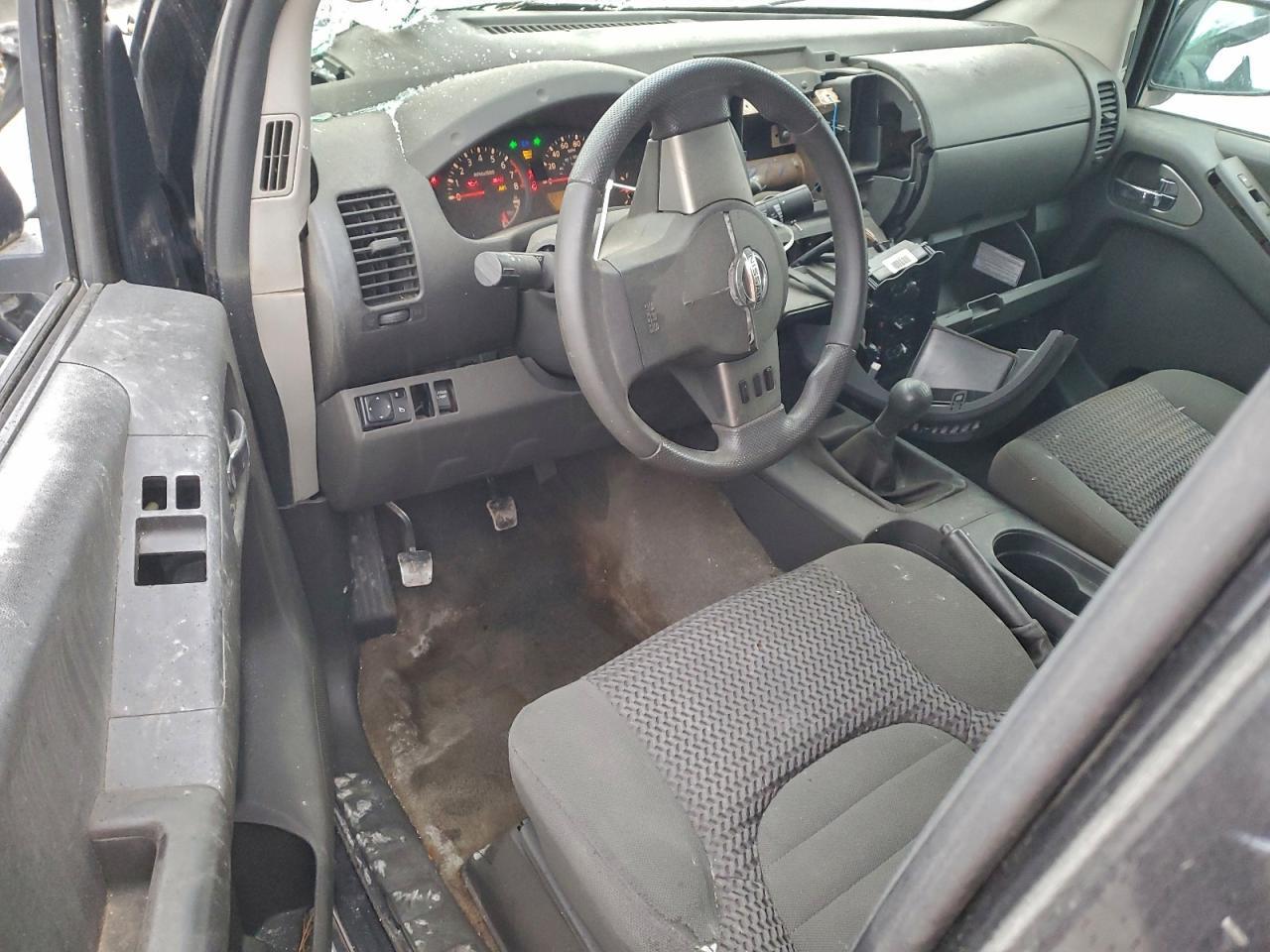 2005 Niss Frontier King Cab LE