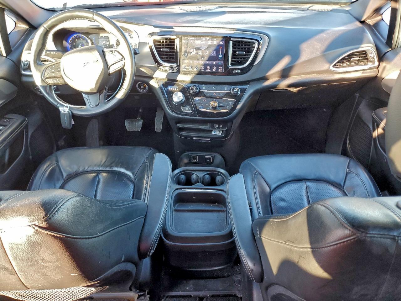 2018 Chrysler Pacifica Touring l