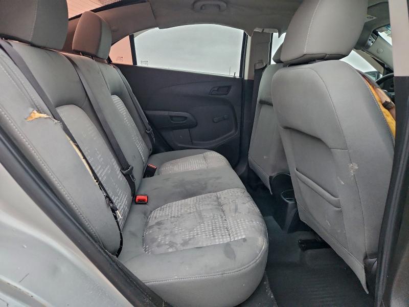 2017 Chevrolet Sonic ls