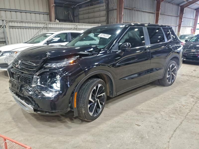 2022 Mitsubishi Outlander se