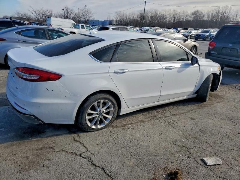 2019 Ford Fusion se