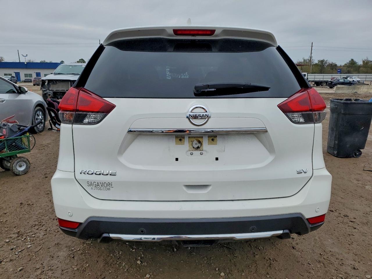 2020 Nissan Rogue Select