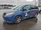2013 Toyota Sienna le