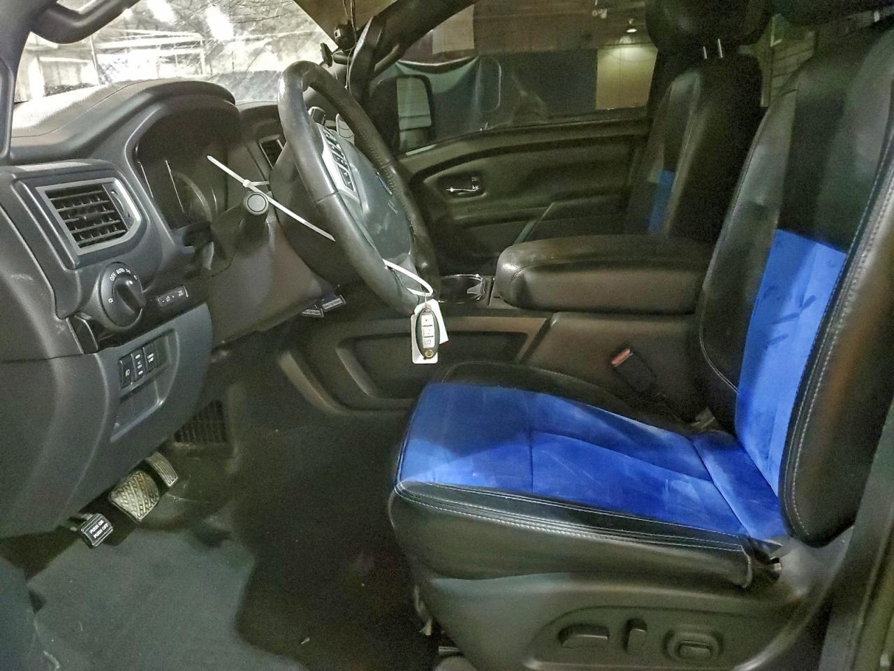 2019 Nissan Titan XD SV