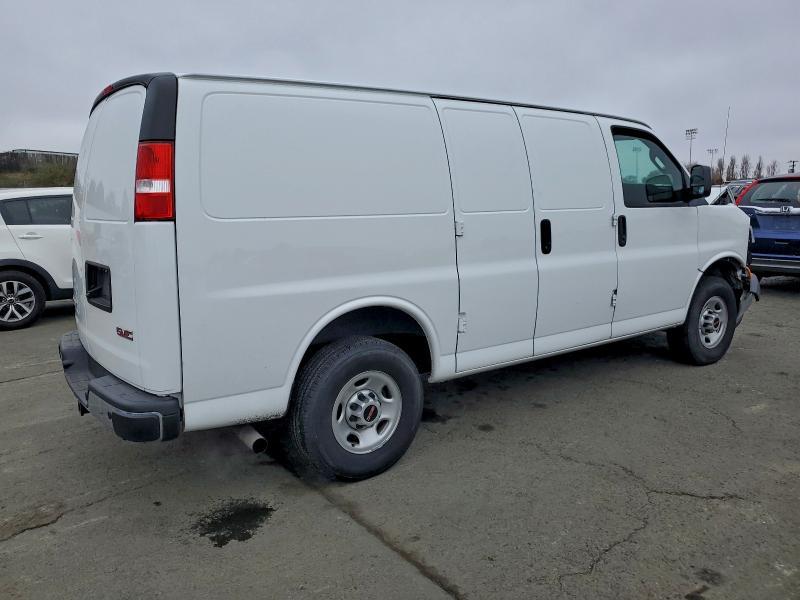 2024 GMC Savana Delivery van