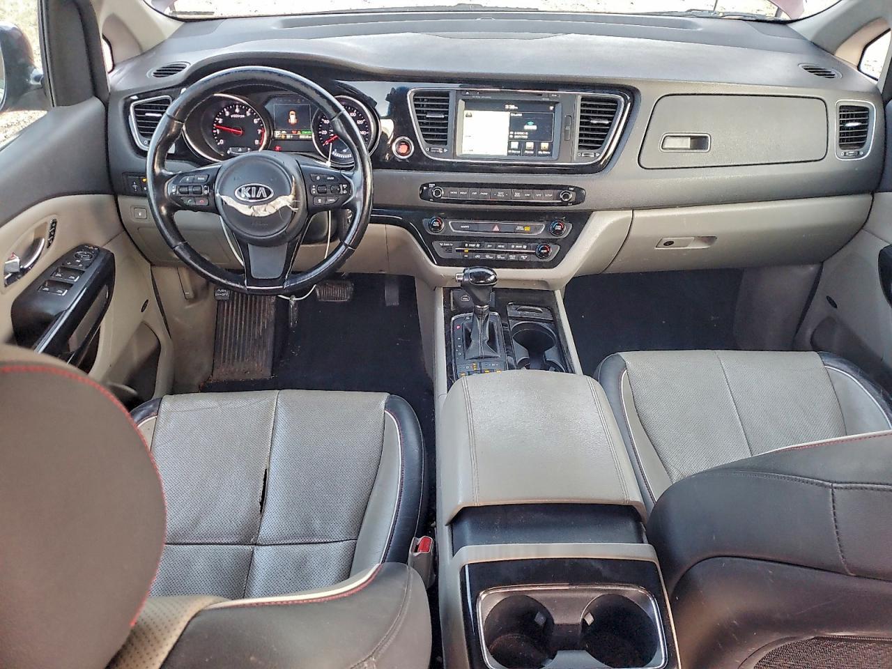 2016 KIA Sedona ex